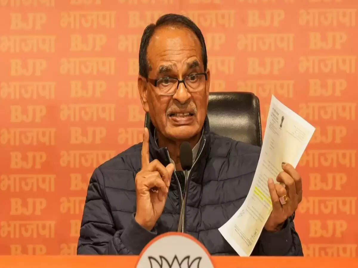 शिवराज सिंह चौहान का नेहरू पर कड़ा बयान, कांग्रेस पर लगाए गंभीर आरोप