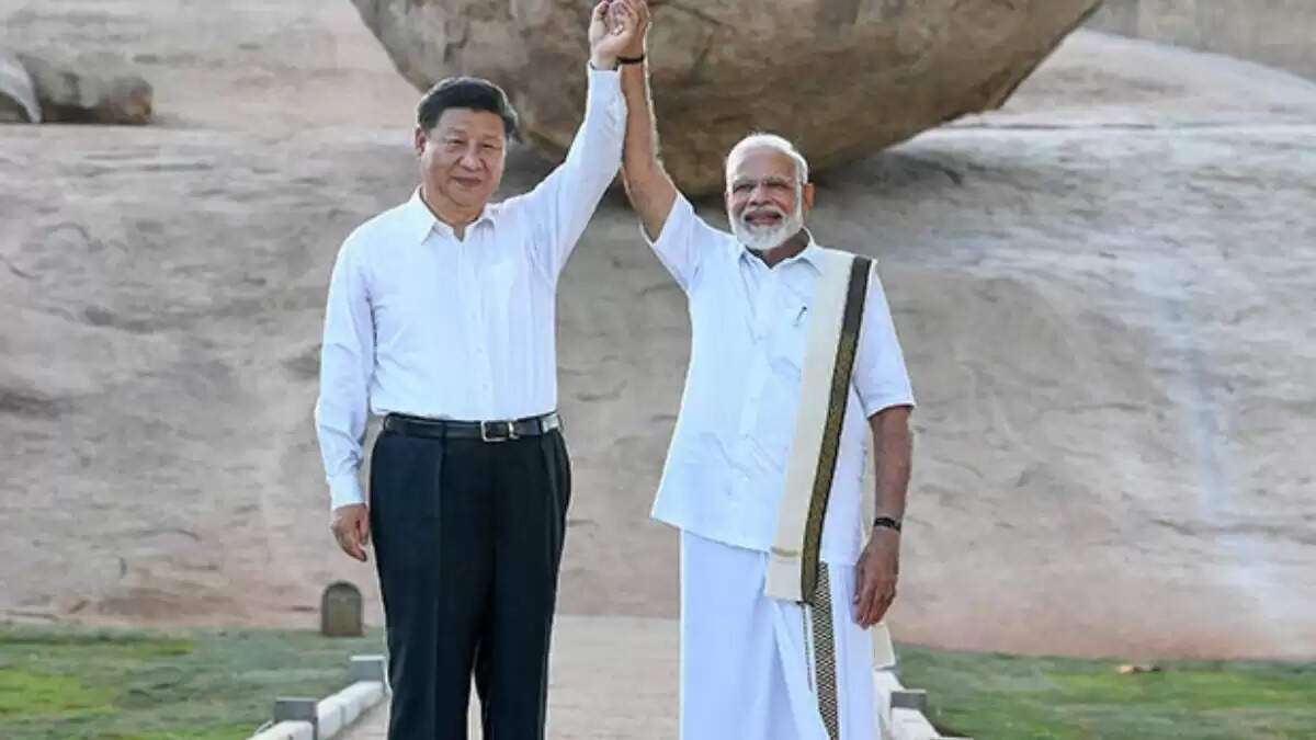 भारत ने चीनी नागरिकों के लिए टूरिस्ट वीज़ा फिर से शुरू किया