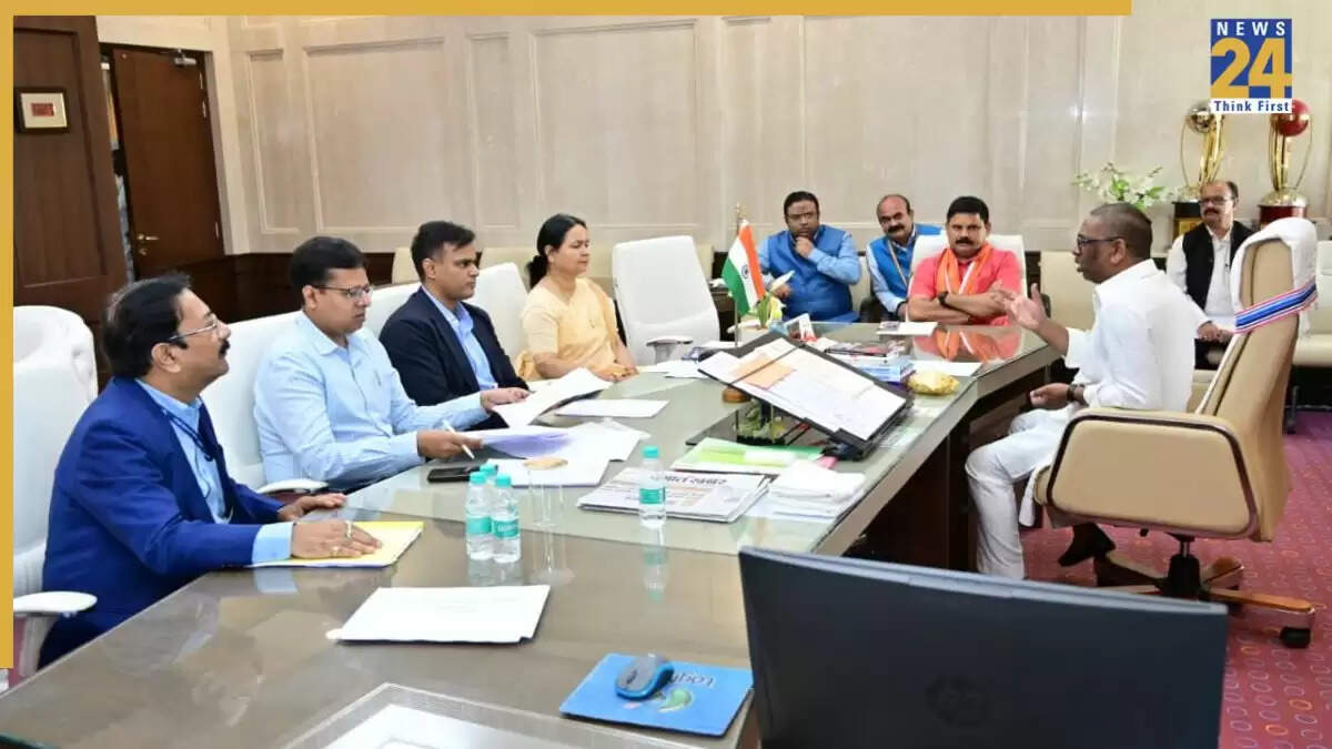 मुख्यमंत्री हेमन्त सोरेन की केंद्रीय कोयला मंत्री के साथ बैठक में खनन मुद्दों पर चर्चा