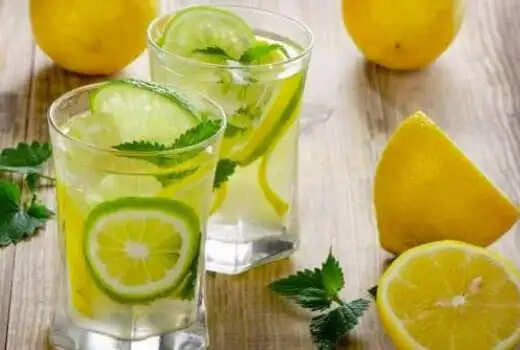 नींबू के सेवन के नुकसान: जानें क्या हो सकते हैं दुष्प्रभाव