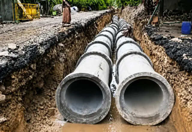 ग्रेटर नोएडा में पेयजल पाइपलाइन का नवीनीकरण, हजारों परिवारों को मिलेगी राहत