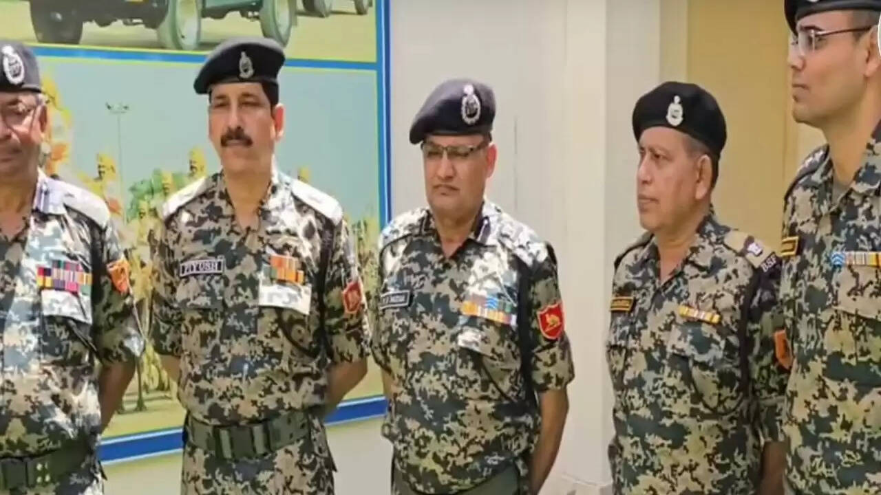 BSF जवानों के लिए नई डिजिटल कॉम्बैट वर्दी का अनावरण