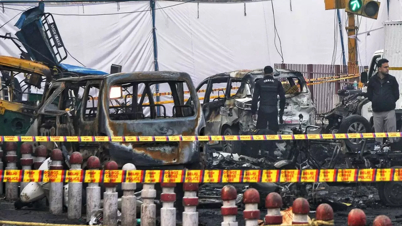 दिल्ली के लाल किले के पास धमाके की जांच में नए खुलासे