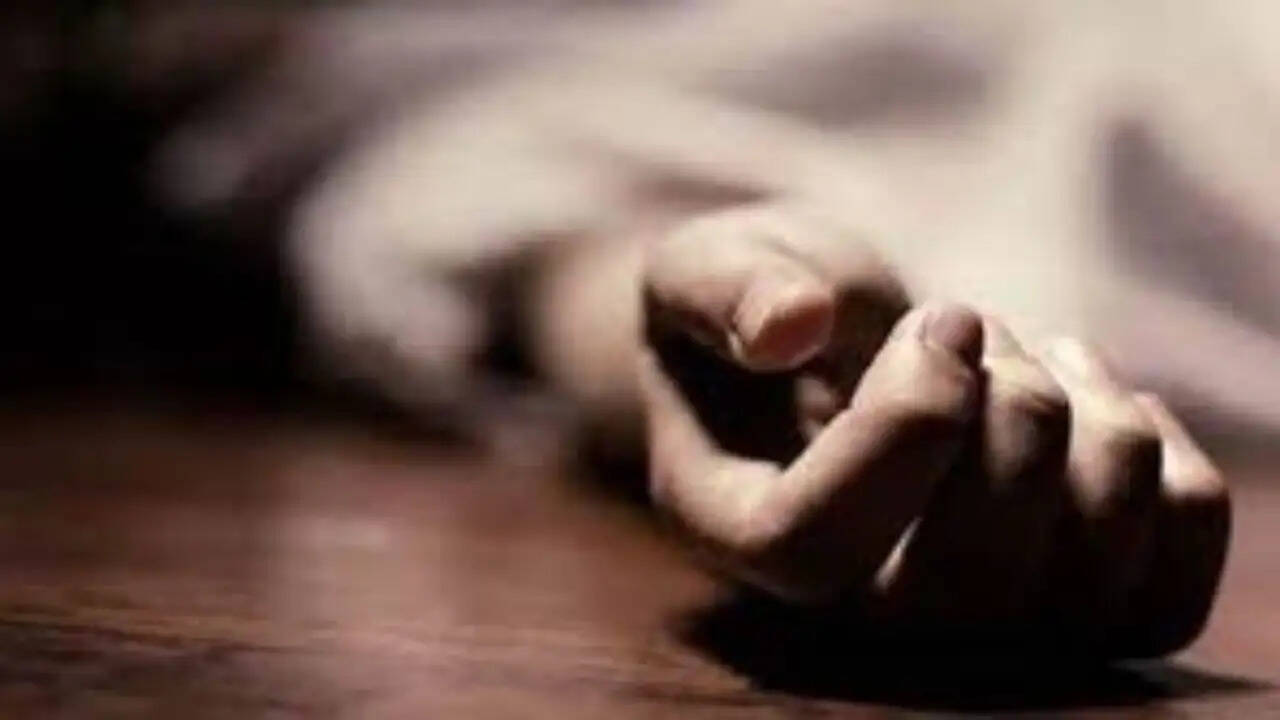 पंजाब में थाने के कमरे में युवक का शव मिला, आत्महत्या की आशंका