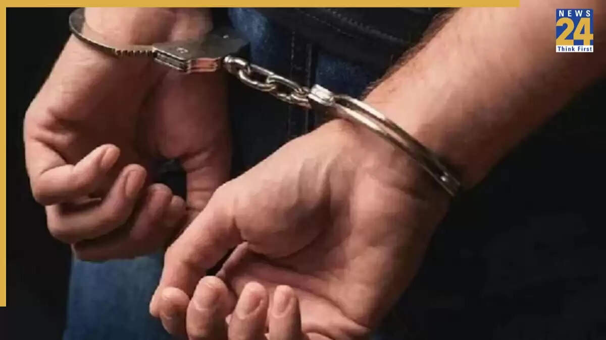 पति ने पत्नी को मनाने के लिए 175 किलोमीटर दौड़कर चाकू से हमला किया