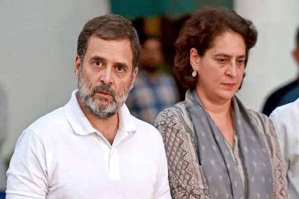 प्रियंका गांधी ने सुप्रीम कोर्ट की टिप्पणी पर दी प्रतिक्रिया, कहा- न्यायपालिका नहीं तय कर सकती सच्चे भारतीय की पहचान