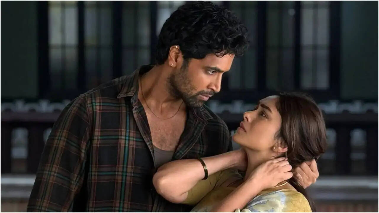 डकैत फिल्म की समीक्षा: उम्मीदों पर खरी नहीं उतरी कहानी