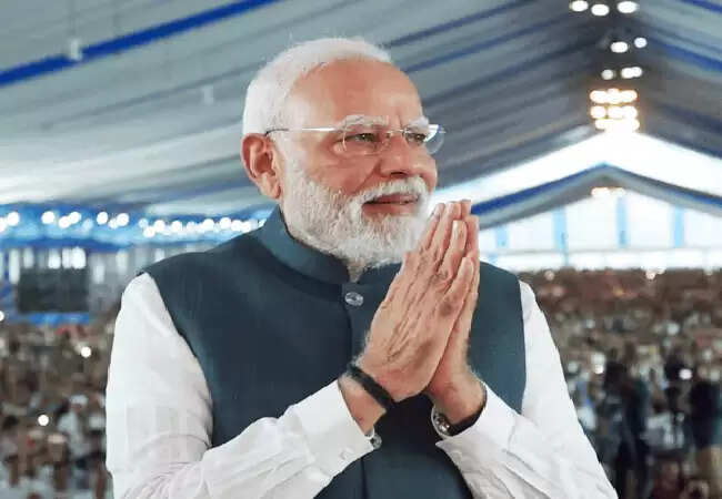 पीएम मोदी ने मुजफ्फरपुर में जनसभा में कांग्रेस और आरजेडी पर साधा निशाना