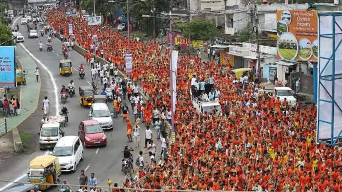उत्तर प्रदेश में कांवड़ यात्रा के लिए नई पाबंदियाँ लागू
