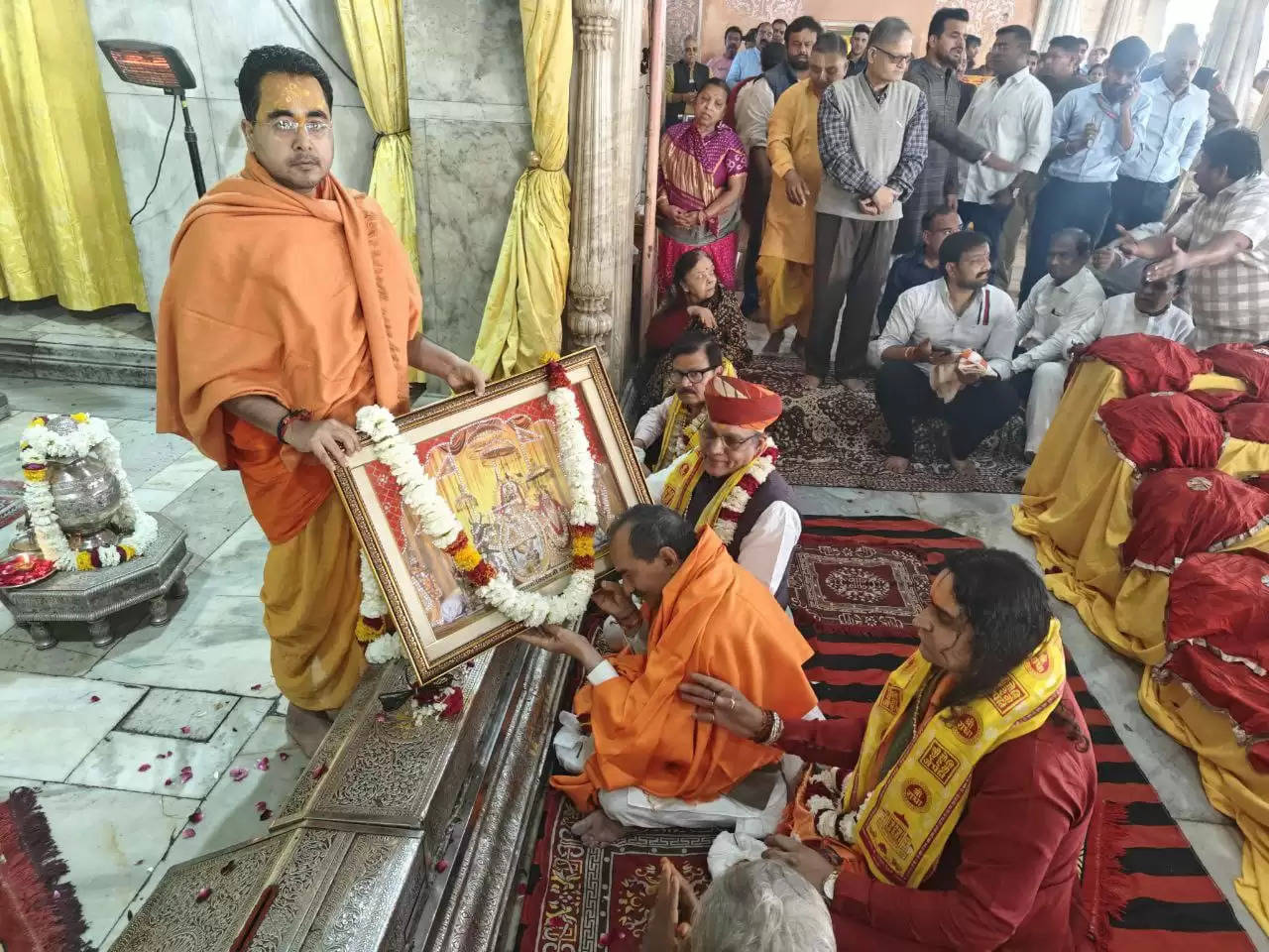 गोविन्द देव जी मंदिर में रचना झांकी के साथ होली उत्सव प्रारंभ