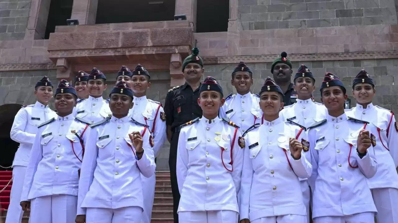 NDA में महिला कैडेटों का ऐतिहासिक स्नातक समारोह