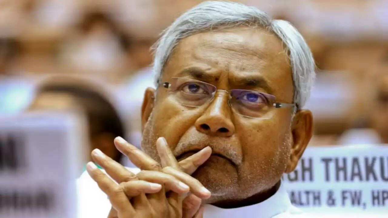 बिहार में तीन हत्याओं से कानून व्यवस्था पर सवाल, राजनीतिक आरोपों का दौर शुरू