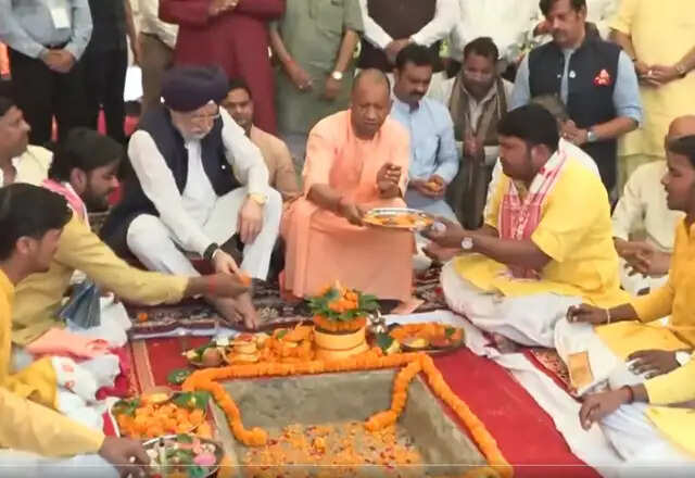 गोरखपुर में अंतरराष्ट्रीय क्रिकेट स्टेडियम का शिलान्यास, 393 करोड़ की लागत