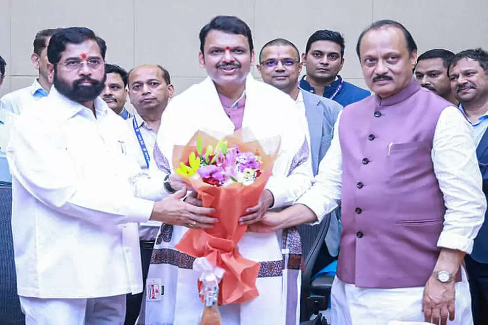 महाराष्ट्र में महायुति की बड़ी जीत, भाजपा ने 120 सीटें जीतीं