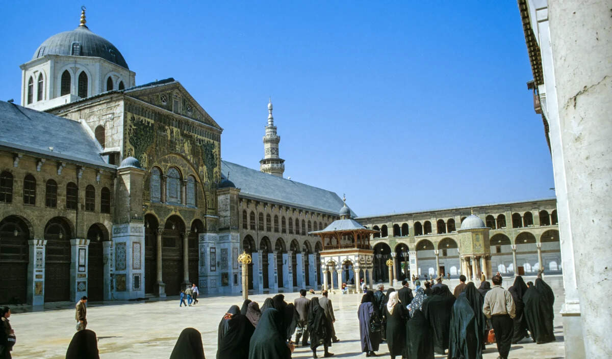 सीरिया में मस्जिद में बम विस्फोट, आठ की मौत और 18 घायल