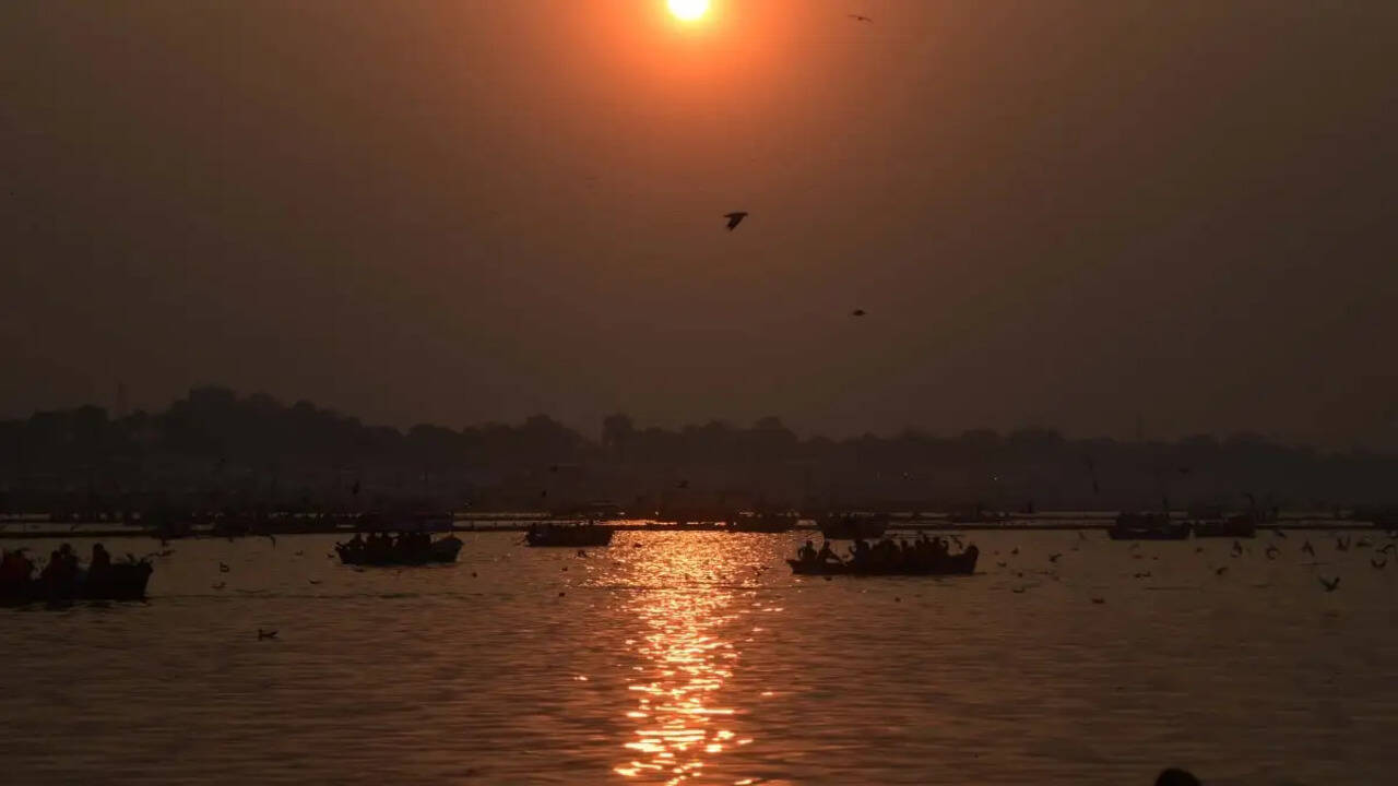 सोमवती अमावस्या: पितरों का आशीर्वाद पाने के लिए महत्वपूर्ण उपाय