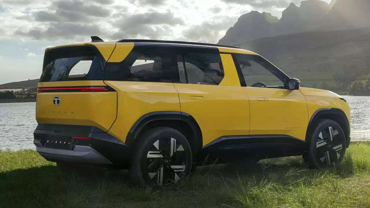 टाटा सिएरा की नई वेरिएंट्स की कीमतों का खुलासा