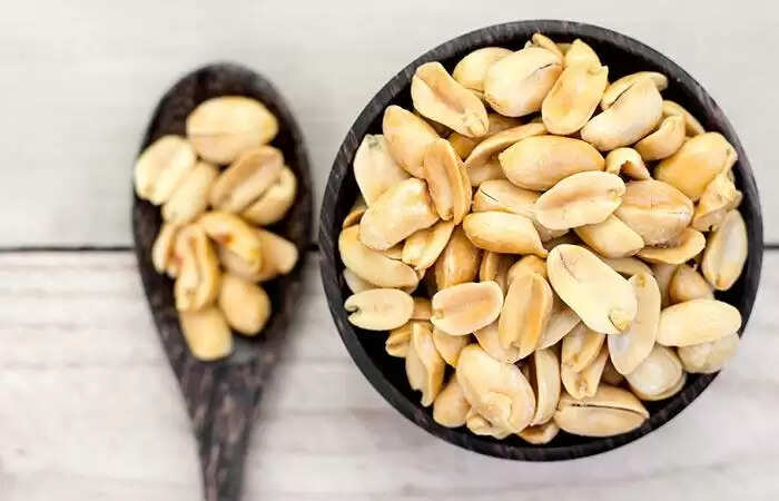 मूंगफली के स्वास्थ्य लाभ: सर्दियों में सेहत का खजाना