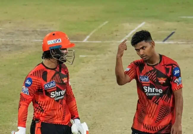 IPL 2026: जीशान अंसारी ने ईशान किशन को प्रैक्टिस मैच में किया आउट