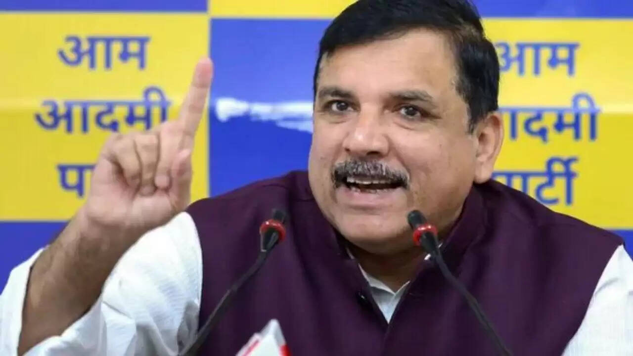 सुप्रीम कोर्ट में संजय सिंह की लड़ाई: यूपी के सरकारी स्कूलों का भविष्य दांव पर