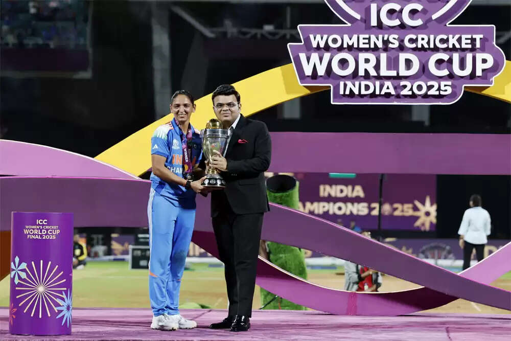 महिला क्रिकेट टीम की विश्व कप जीत: जय शाह की भूमिका पर चर्चा