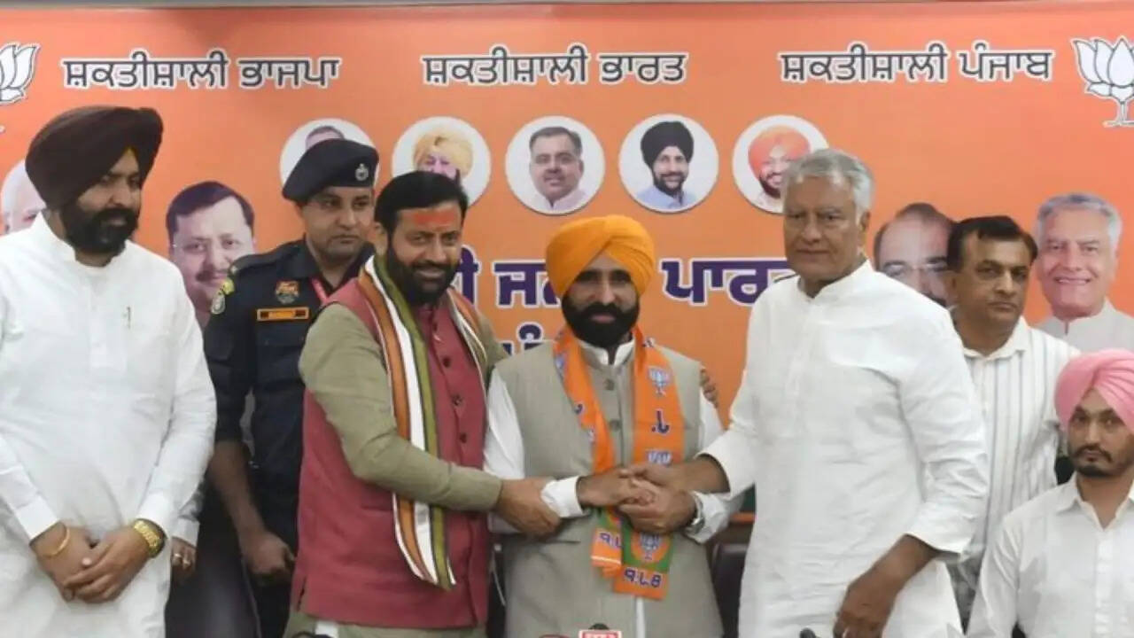 पंजाब में आम आदमी पार्टी को बड़ा झटका, ज्ञान सिंह मान ने बीजेपी जॉइन की