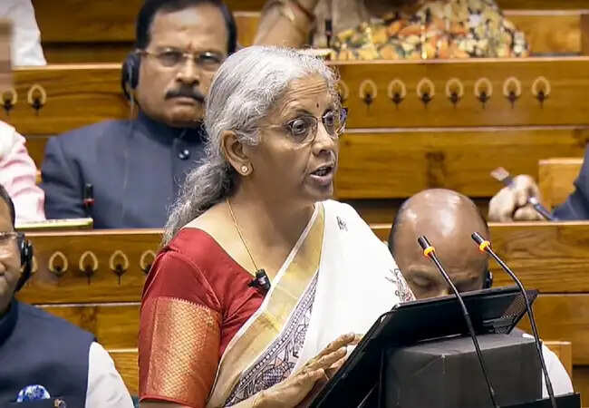 संसद में पेश होंगे महत्वपूर्ण विधेयक, व्यापार को सरल बनाने की योजना