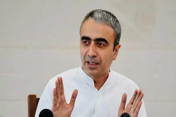 अनुराग ढांडा का हरियाणा सरकार पर हमला: युवाओं का भविष्य खतरे में