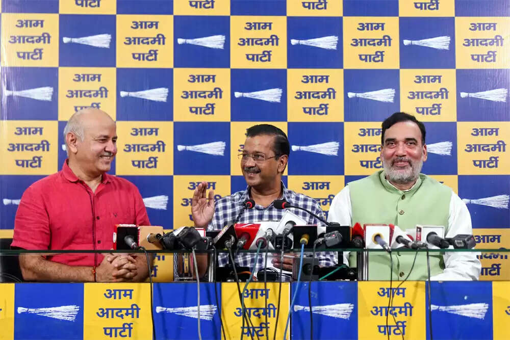 अरविंद केजरीवाल की पार्टी को उपचुनावों में मिली बड़ी जीत