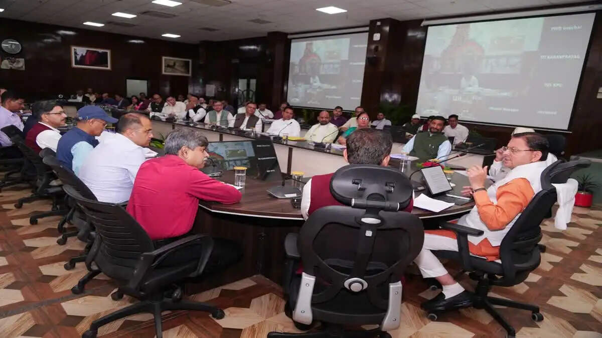 उत्तराखंड चारधाम यात्रा 2026: मुख्यमंत्री धामी ने की तैयारियों की समीक्षा