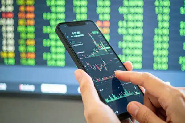 फरवरी में एफआईआई निवेश में आई तेजी, 2.44 अरब डॉलर की शुद्ध खरीदारी