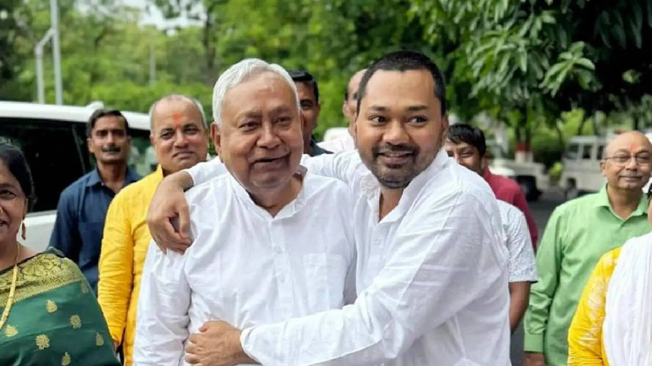 बिहार की राजनीति में हलचल: क्या नीतीश कुमार राज्यसभा जाएंगे और निशांत को मिलेगी नई जिम्मेदारी?