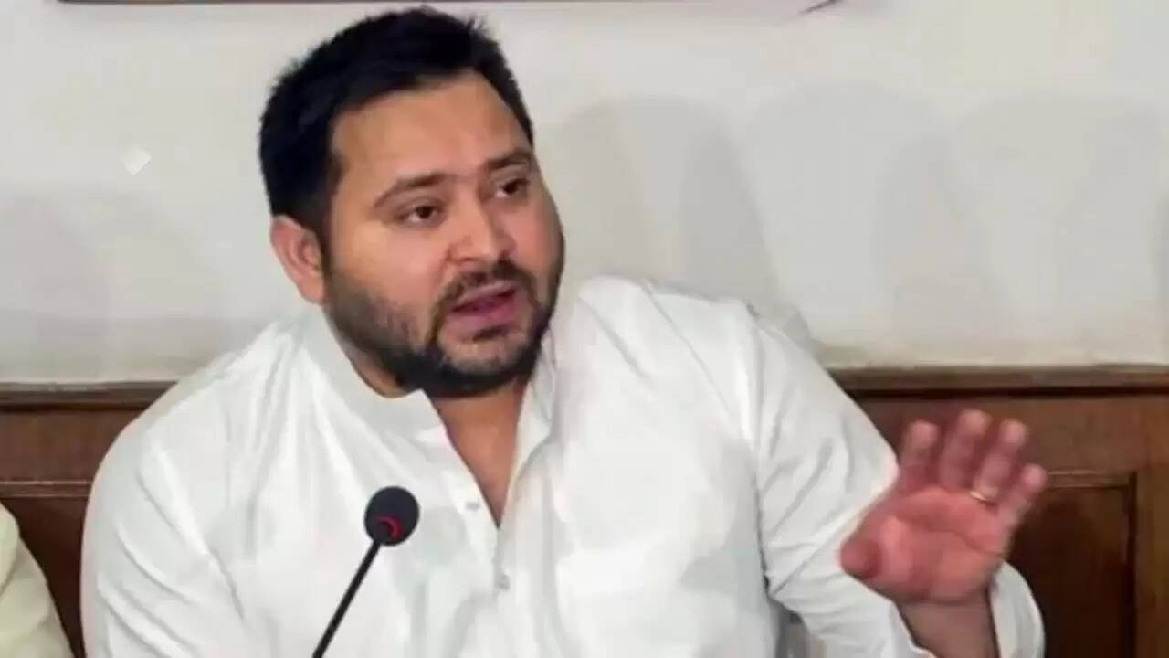 बिहार की राजनीति में मटन का विवाद: श्रावण मास में भाजपा और विपक्ष के बीच तकरार