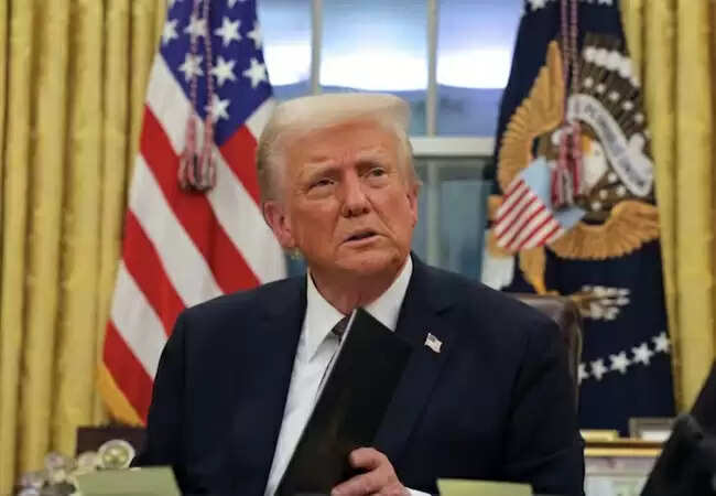 अमेरिकी सेना की वेनेजुएला में कार्रवाई, ट्रंप की नई सैन्य योजनाएं