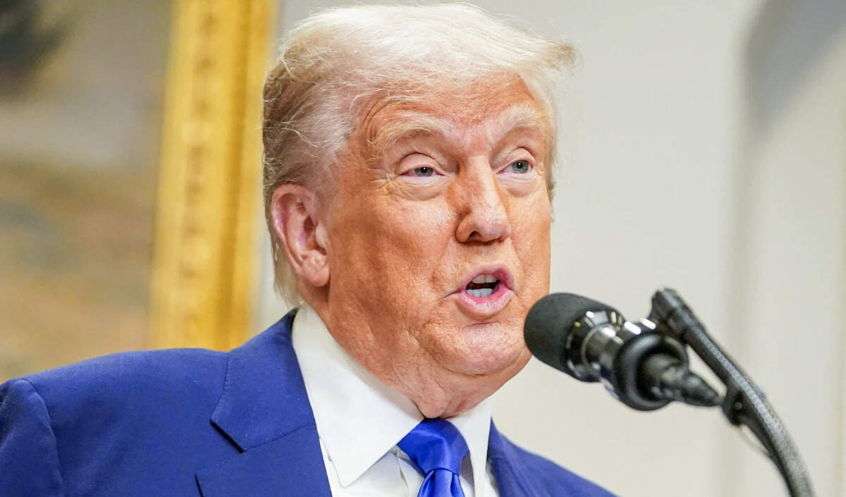 पश्चिम एशिया में बढ़ते तनाव: अमेरिका और इज़राइल का ईरान पर हमला