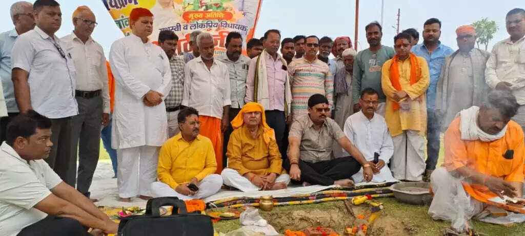 सोनौली में चंचाई माता मंदिर के छठ घाट का सुंदरीकरण कार्य शुरू