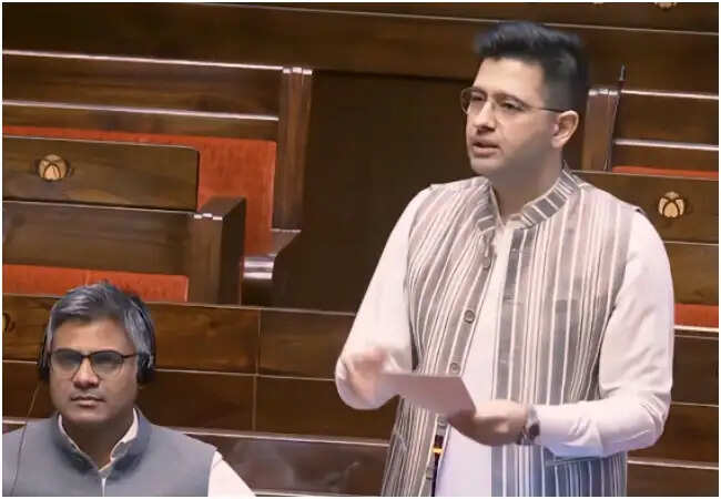 राज्यसभा में भ्रामक विज्ञापनों पर राघव चड्ढा का सवाल