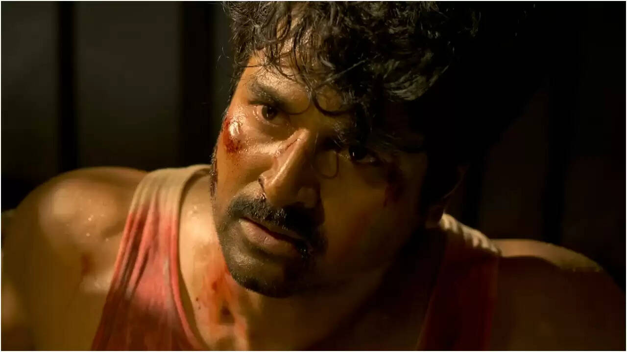 तमिल फिल्म पराशक्ति की रिलीज: दर्शकों की मिली-जुली प्रतिक्रियाएं