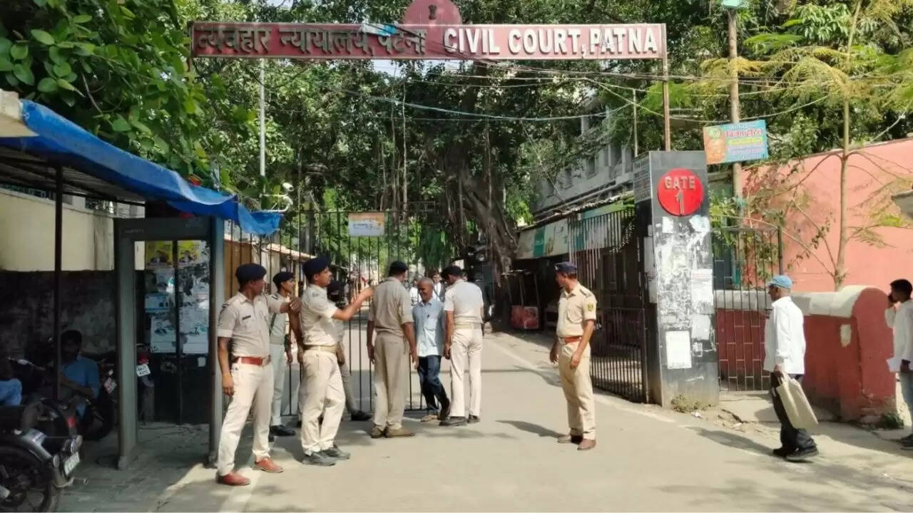 पटना सिविल कोर्ट में आरडीएक्स धमकी से मची अफरा-तफरी, सुरक्षा एजेंसियां अलर्ट