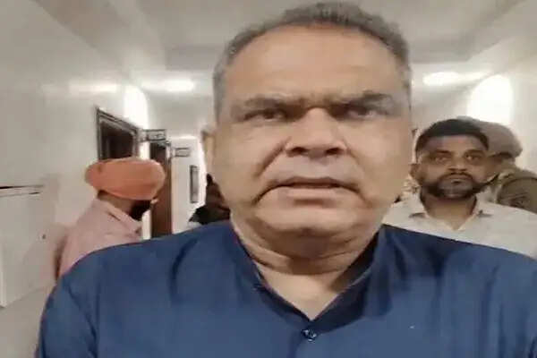 पंजाब के मंत्री संजीव अरोड़ा के आवास पर ईडी की छापेमारी, कई शहरों में कार्रवाई