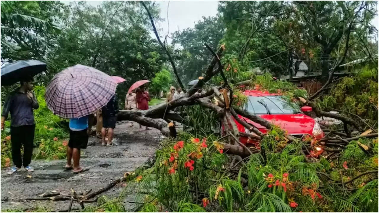 पूर्वोत्तर भारत में भारी बारिश से जनजीवन प्रभावित
