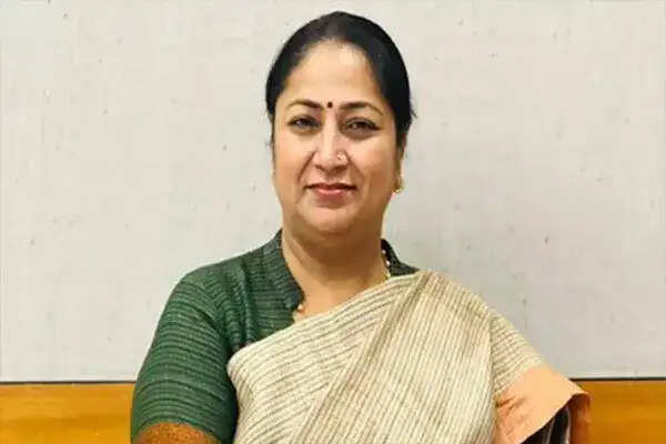 दिल्ली का आर्थिक सर्वेक्षण 2025-26: 13.27 लाख करोड़ रुपये की वृद्धि और प्रति व्यक्ति आय में सुधार