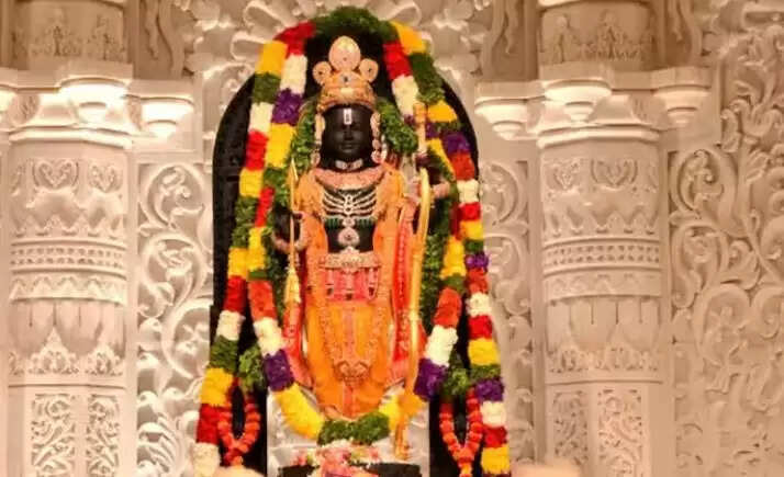 अयोध्या में रक्षाबंधन पर राम लला को बहन शांता की राखी