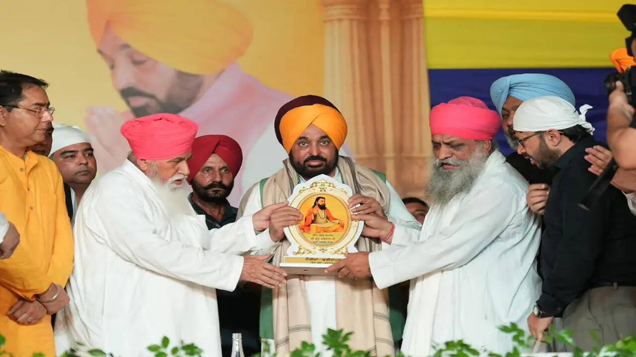 पंजाब में भाईचारे की मिसाल: सीएम भगवंत मान का संदेश