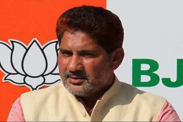 सभी को मिलकर पर्यावरण संरक्षण के लिए कदम उठाने की आवश्यकता: सुभाष बराला