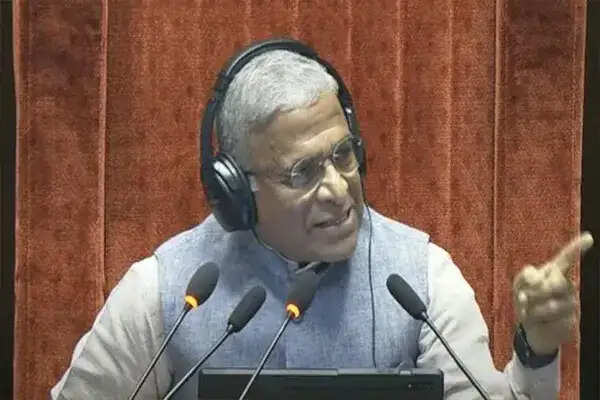 हरिवंश को मिला राज्यसभा में तीसरा कार्यकाल, राष्ट्रपति ने किया मनोनीत