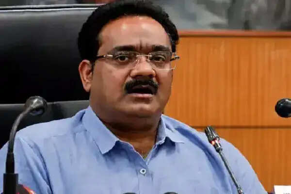 हरियाणा में 661 करोड़ रुपये के बैंक घोटाले में IAS अधिकारी की गिरफ्तारी