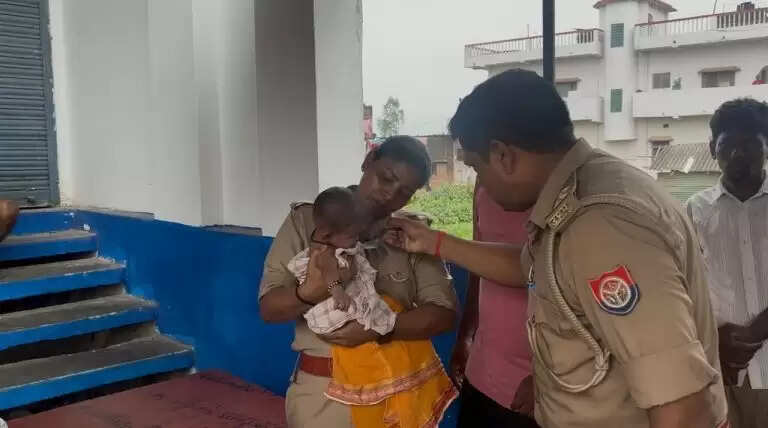 नाले में मिली मासूम बच्ची की कहानी: समाज में सुरक्षा और मानसिक स्वास्थ्य की आवश्यकता
