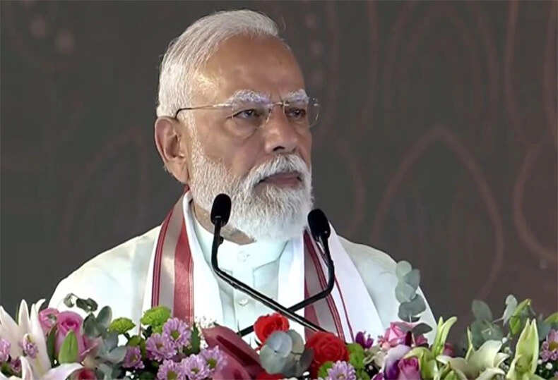 प्रधानमंत्री मोदी का पुडुचेरी दौरा: विकास की नई दिशा