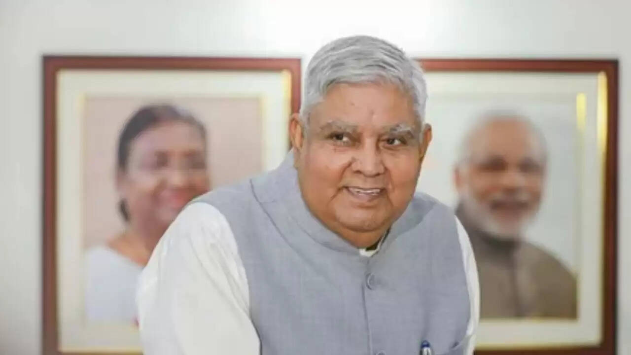 क्या है पूर्व उपराष्ट्रपति जगदीप धनखड़ की मौजूदा स्थिति? जानें उनके स्वास्थ्य और निवास के बारे में
